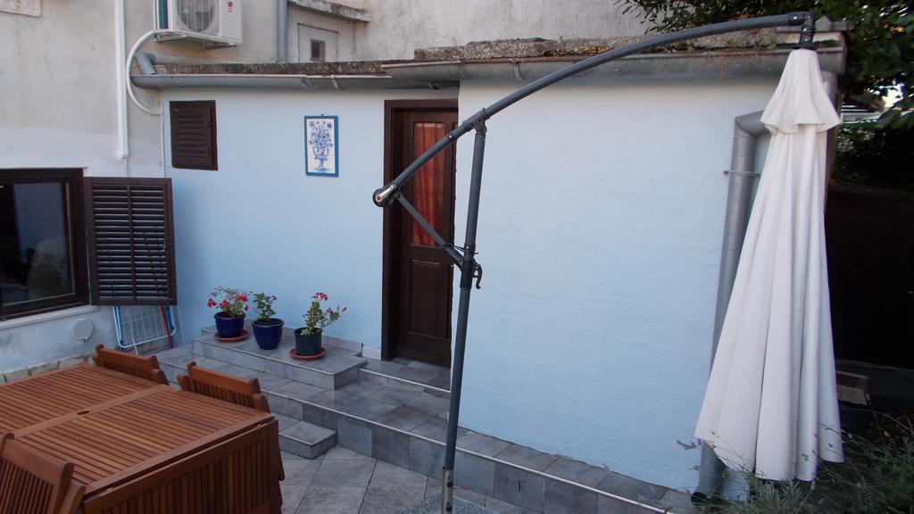 Guest House Accommodation Rupine Premantura Bagian luar foto
