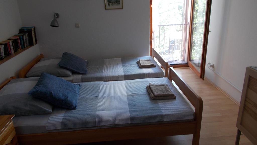 Guest House Accommodation Rupine Premantura Bagian luar foto