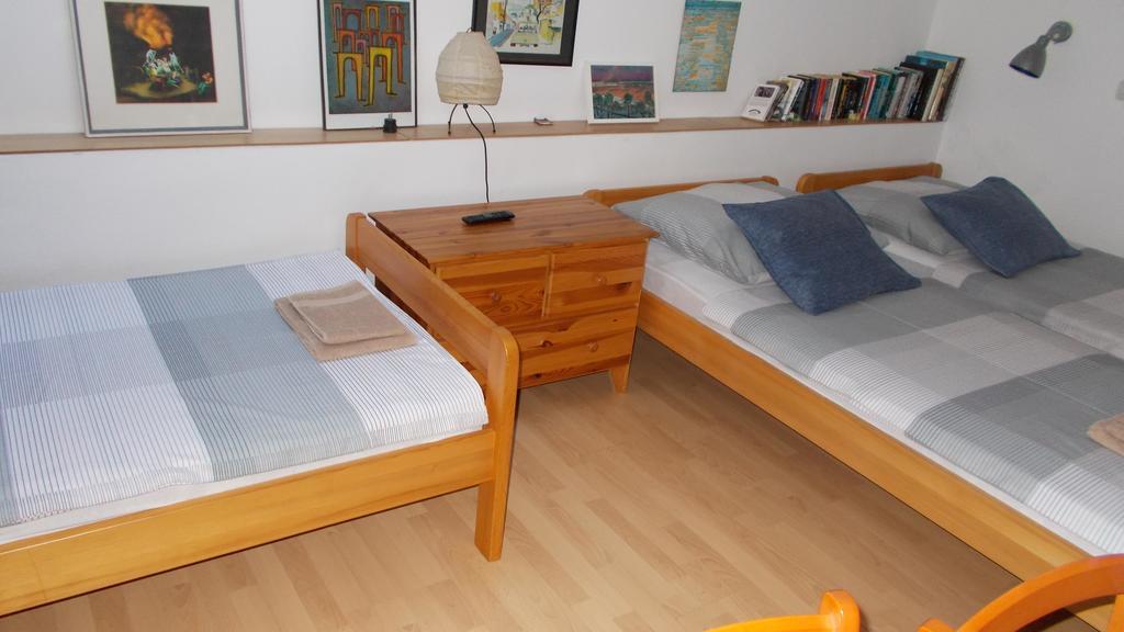 Guest House Accommodation Rupine Premantura Bagian luar foto
