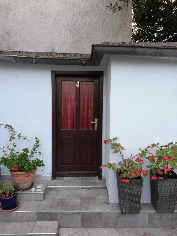 Guest House Accommodation Rupine Premantura Bagian luar foto